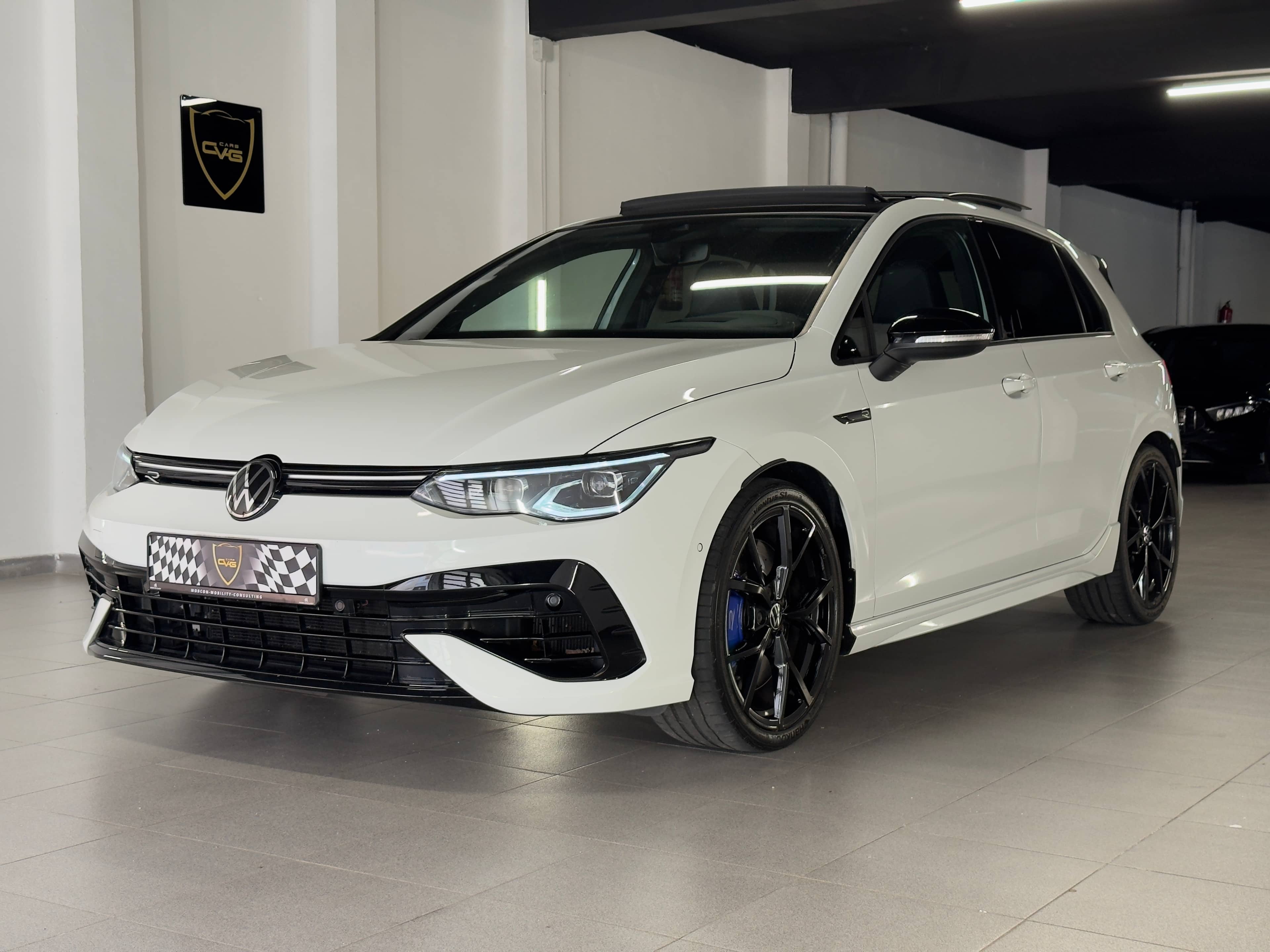 Volkswagen Golf R Performance — imagen 1