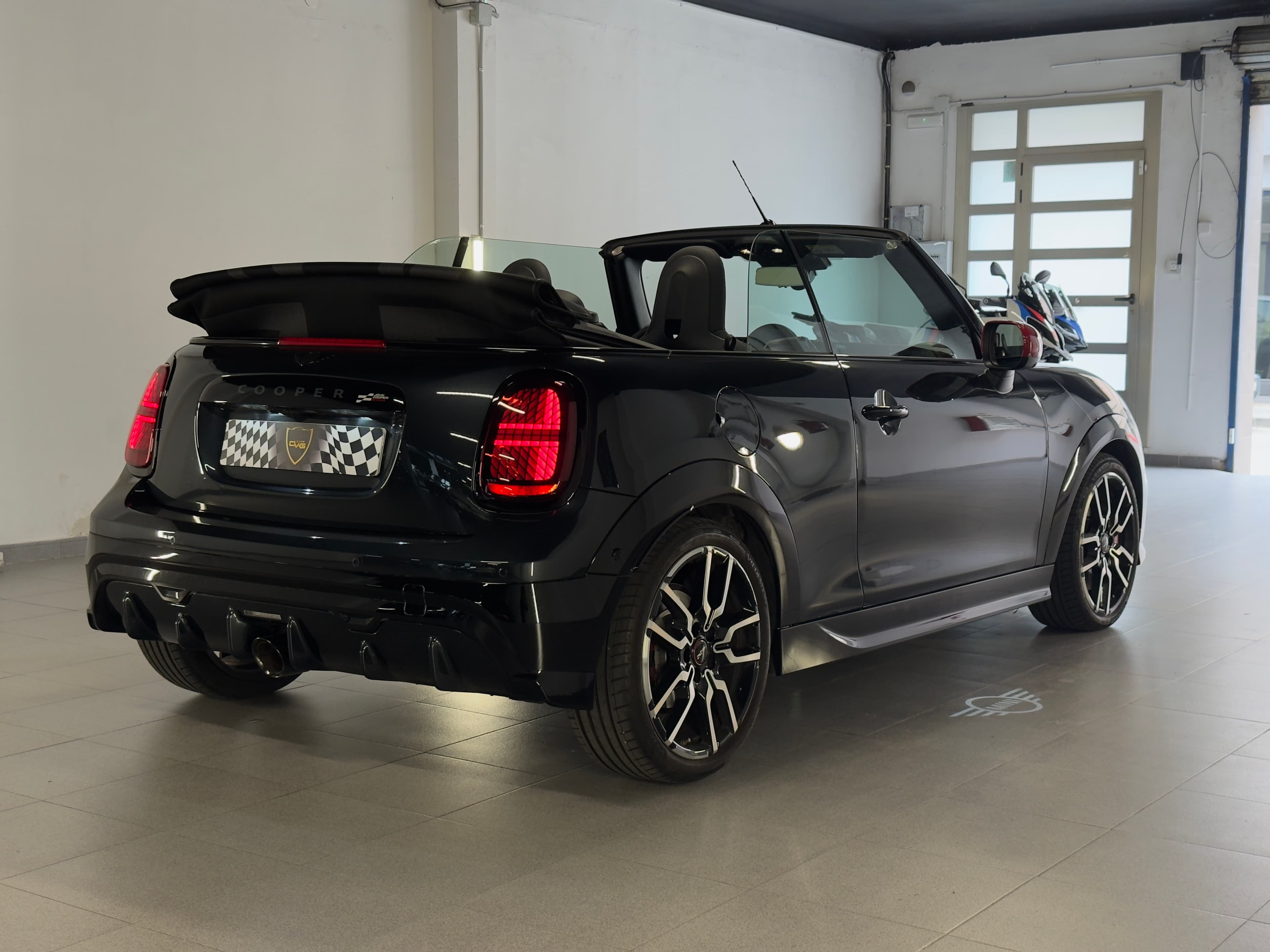 Miniatura 6
